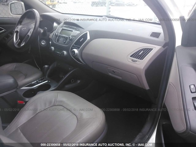 KM8JU3AC0AU061437 - 2010 HYUNDAI TUCSON GLS/LIMITED 白色 照片 5