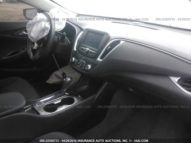 1G1ZB5STXGF340343 - 2016 CHEVROLET MALIBU LS შავი ფოტო 5