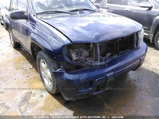 1GNDT13S022265804 - 2002 CHEVROLET TRAILBLAZER  BLUE photo 6