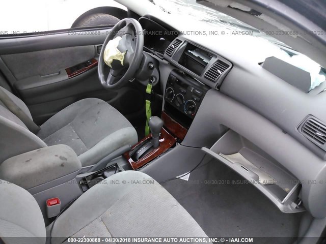 1NXBR30E88Z943927 - 2008 TOYOTA COROLLA CE/LE/S შავი ფოტო 5