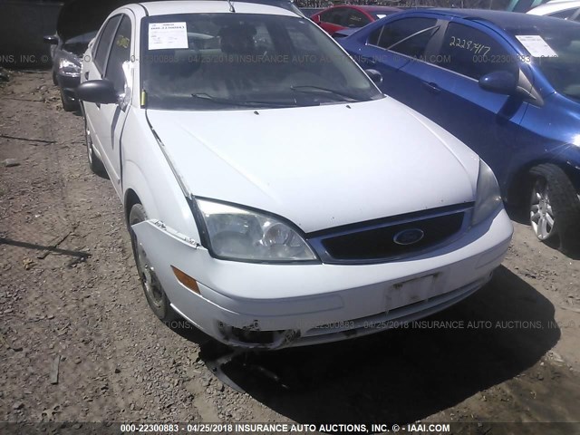 1FAFP34N37W188751 - 2007 FORD FOCUS ZX4/S/SE/SES 白色 照片 6