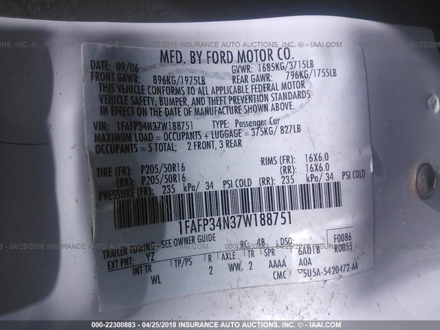 1FAFP34N37W188751 - 2007 FORD FOCUS ZX4/S/SE/SES WHITE photo 9