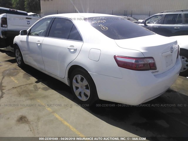 4T1BE46K47U547779 - 2007 TOYOTA CAMRY NEW GENERAT CE/LE/XLE/SE WHITE photo 3