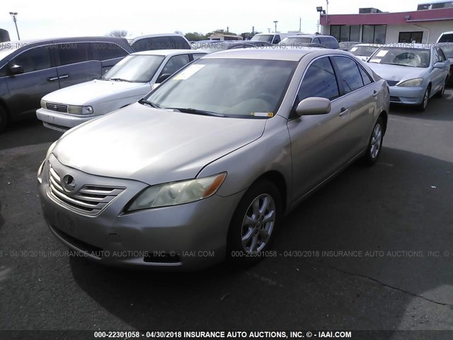 JTNBE46K393157670 - 2009 TOYOTA CAMRY SE/LE/XLE GOLD photo 2