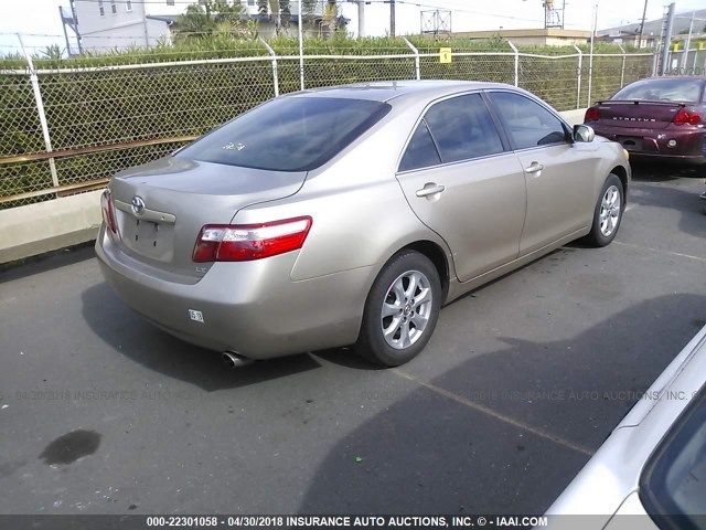 JTNBE46K393157670 - 2009 TOYOTA CAMRY SE/LE/XLE GOLD photo 4