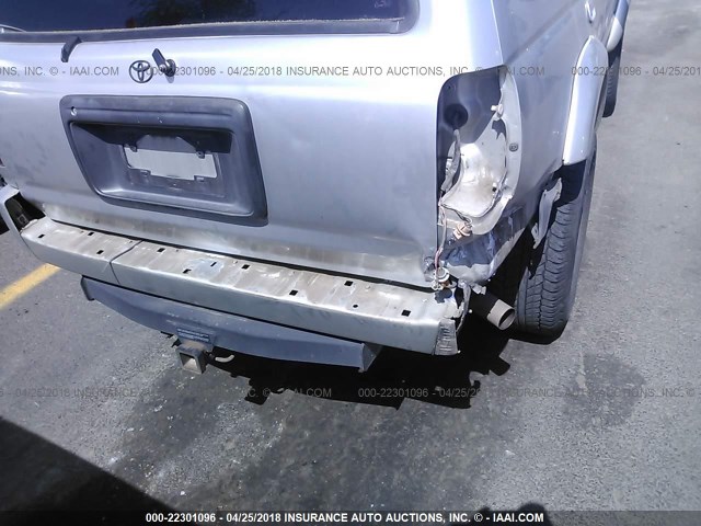 JT3GN86R710201291 - 2001 TOYOTA 4RUNNER SR5 SILVER photo 6