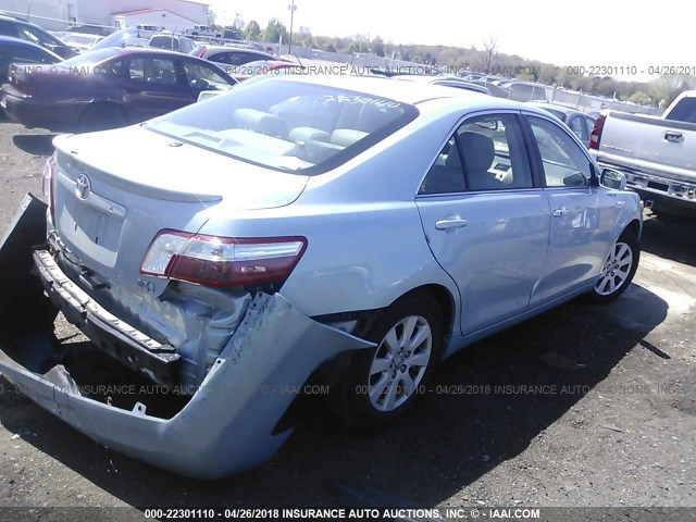 4T1BB46K38U061815 - 2008 TOYOTA CAMRY HYBRID Light Blue photo 4