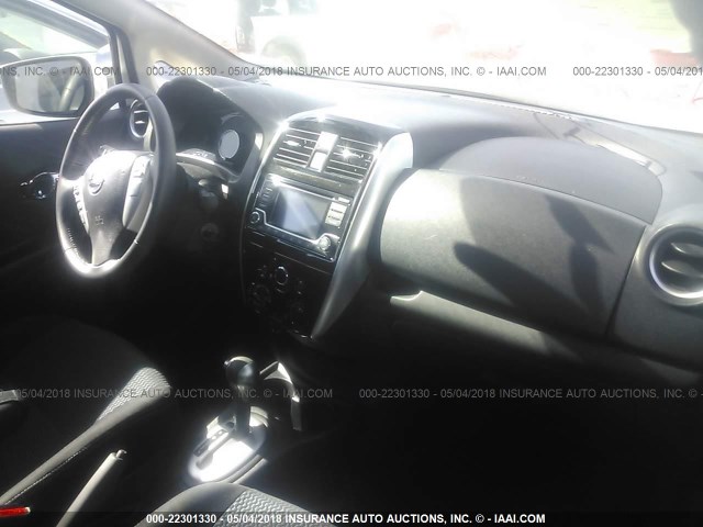 3N1CE2CPXGL367460 - 2016 NISSAN VERSA NOTE S/S PLUS/SV/SL/SR WHITE photo 5