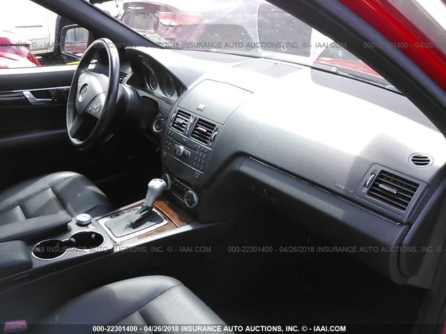 WDDGF54X09R053362 - 2009 MERCEDES-BENZ C 300 RED photo 5