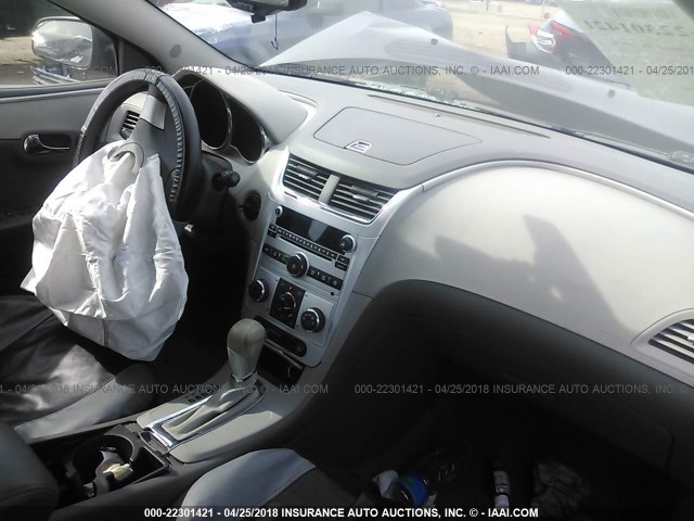 1G1ZB5E12BF250283 - 2011 CHEVROLET MALIBU LS 灰色 照片 5