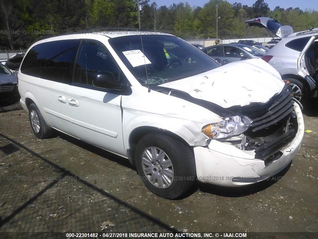 2C4GP44R95R180134 - 2005 CHRYSLER TOWN & COUNTRY LX WHITE photo 1