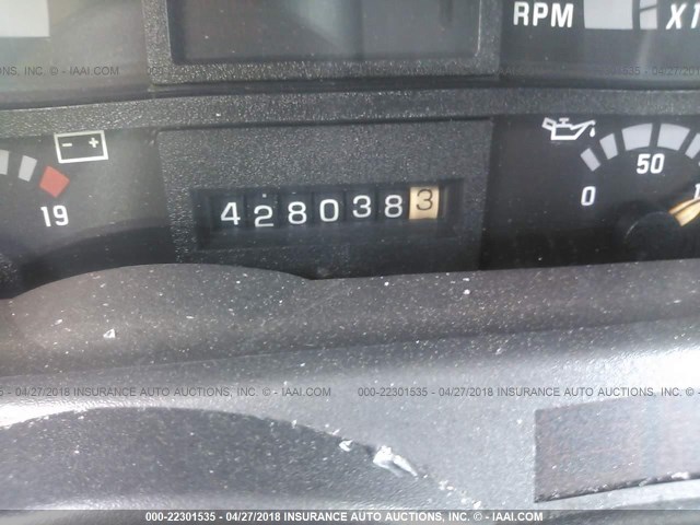 1GDJ7H1C41J500919 - 2001 GMC C-SERIES C7H042 白色 照片 6