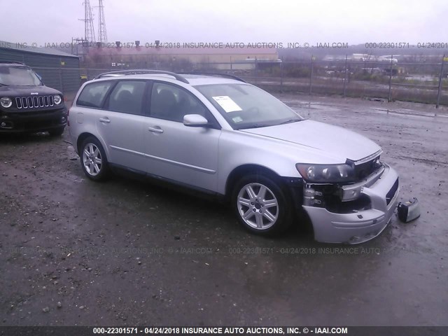 YV1MW390262174065 - 2006 VOLVO V50 2.4I SILVER photo 1