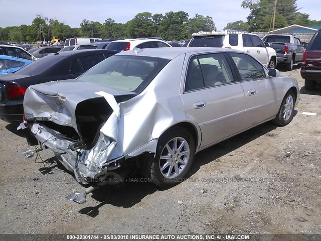 1G6KD5E60BU105305 - 2011 CADILLAC DTS LUXURY COLLECTION SILVER photo 4