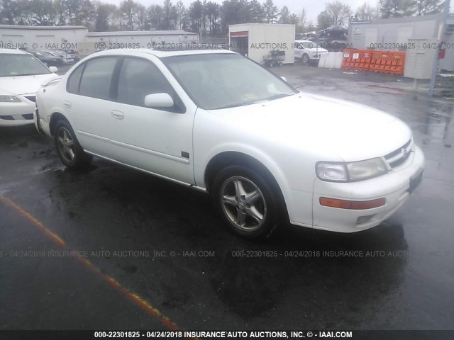 JN1CA21D6XT822790 - 1999 NISSAN MAXIMA GLE/GXE/SE WHITE photo 1