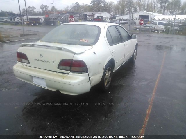 JN1CA21D6XT822790 - 1999 NISSAN MAXIMA GLE/GXE/SE WHITE photo 4