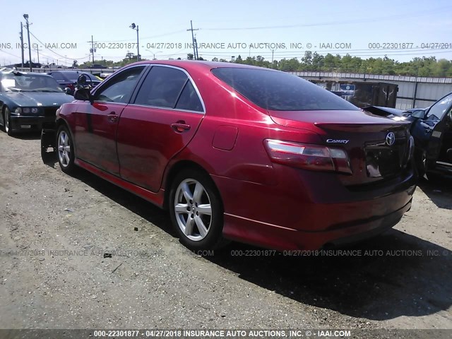4T1BK46K67U003938 - 2007 TOYOTA CAMRY NEW GENERAT LE/XLE/SE RED photo 3