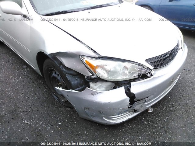 4T1BE32K42U031527 - 2002 TOYOTA CAMRY LE/XLE/SE GRAY photo 6