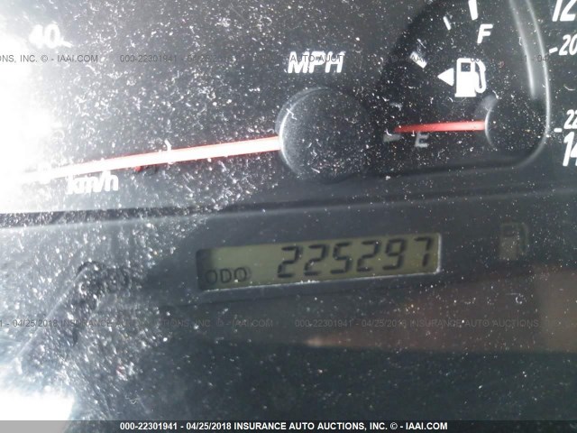 4T1BE32K42U031527 - 2002 TOYOTA CAMRY LE/XLE/SE GRAY photo 7