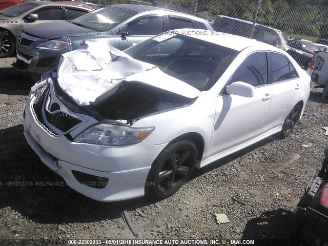 4T1BF3EK0AU551604 - 2010 TOYOTA CAMRY SE/LE/XLE 白色 照片 2