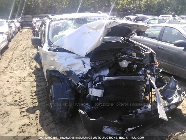 ZACCJAAB5HPE42830 - 2017 JEEP RENEGADE SPORT Արծաթագույն լուսանկար 6