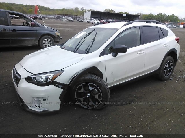 JF2GTAAC8JG238208 - 2018 SUBARU CROSSTREK WHITE photo 2