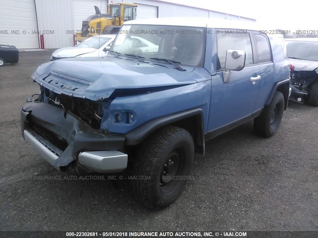 JTEBU4BF8BK107435 - 2011 TOYOTA FJ CRUISER BLUE photo 2