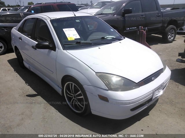 1FAFP34304W132051 - 2004 FORD FOCUS SE COMFORT/SE SPORT WHITE photo 1