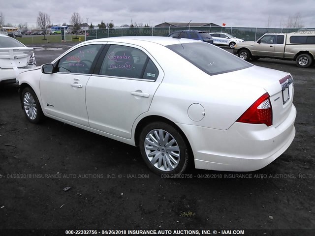 3FADP0L38CR405391 - 2012 FORD FUSION HYBRID WHITE photo 3