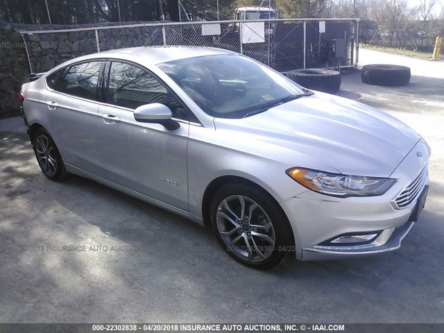 3FA6P0LU8HR325064 - 2017 FORD FUSION SE HYBRID SILVER photo 1