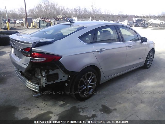 3FA6P0LU8HR325064 - 2017 FORD FUSION SE HYBRID SILVER photo 4