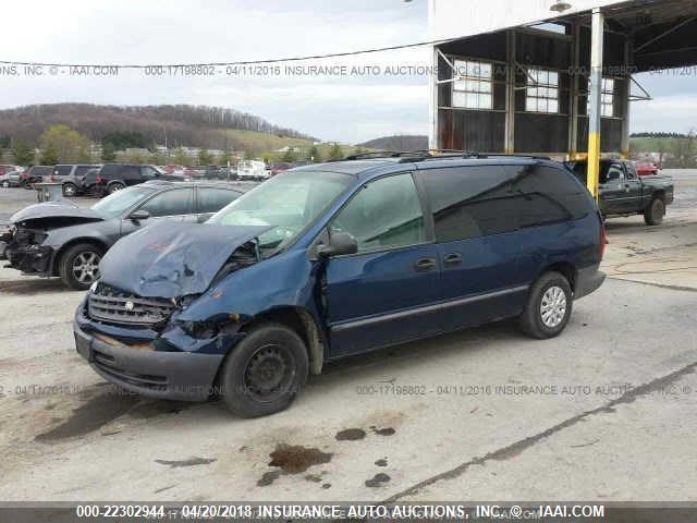 2C4GJ24G3YR752940 - 2000 CHRYSLER GRAND VOYAGER  BLUE photo 2