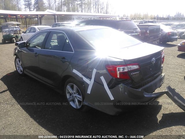 4T1BF1FK9CU175538 - 2012 TOYOTA CAMRY SE/LE/XLE 灰色 照片 3