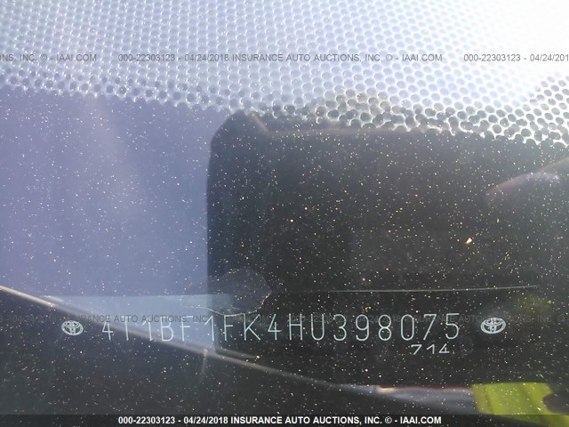 4T1BF1FK4HU398075 - 2017 TOYOTA CAMRY LE/XLE/SE/XSE თეთრი ფოტო 9