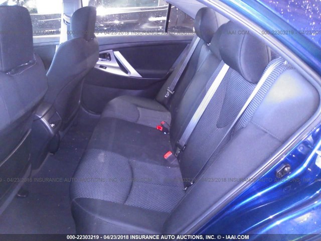4T1BF3EK1BU681084 - 2011 TOYOTA CAMRY SE/LE/XLE BLUE photo 8
