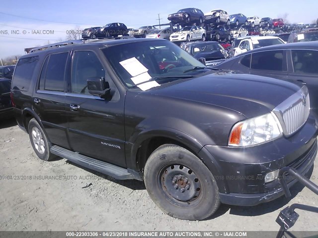 5LMFU28535LJ23445 - 2005 LINCOLN NAVIGATOR GRAY photo 1