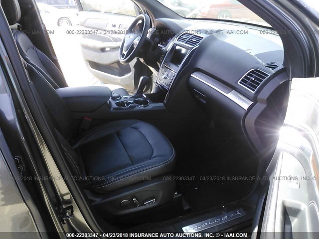 1FM5K8F87JGA69736 - 2018 FORD EXPLORER LIMITED შავი ფოტო 5