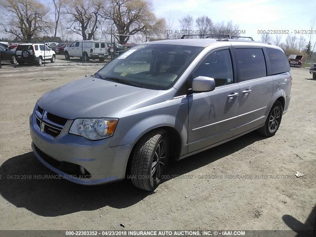 2C4RDGCG9HR716961 - 2017 DODGE GRAND CARAVAN SXT GRAY photo 2