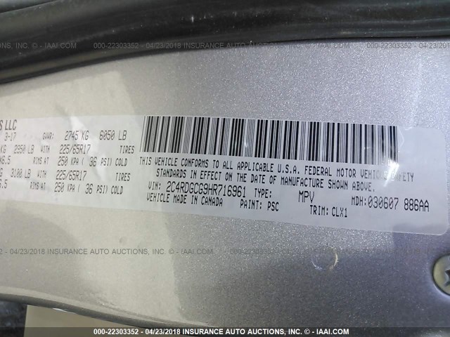 2C4RDGCG9HR716961 - 2017 DODGE GRAND CARAVAN SXT GRAY photo 9