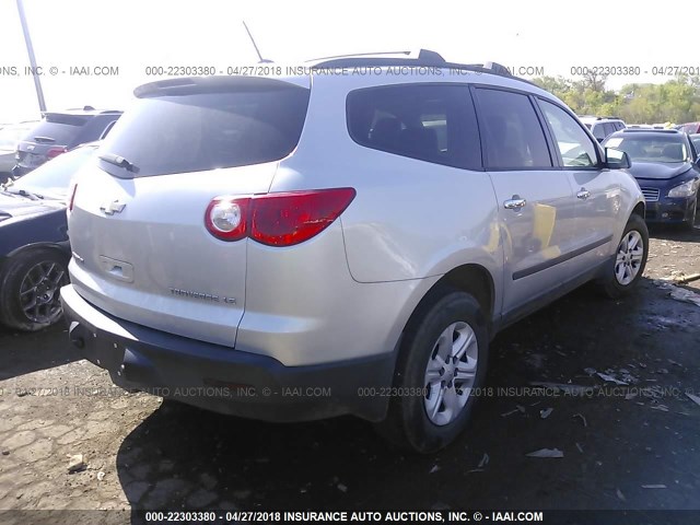 1GNLVEED3AS111274 - 2010 CHEVROLET TRAVERSE LS SILVER photo 4