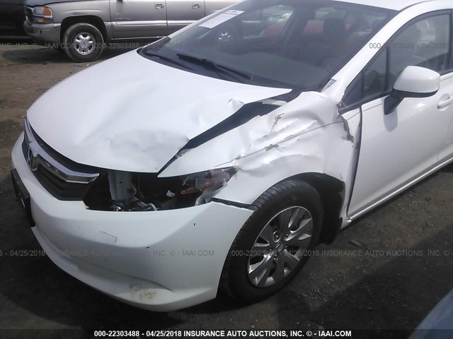 19XFB2F5XCE064643 - 2012 HONDA CIVIC LX WHITE photo 6