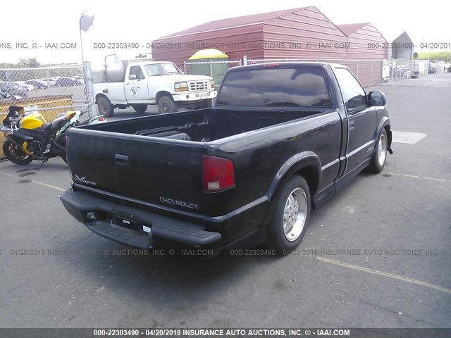 1GCCS14W9Y8182032 - 2000 CHEVROLET S TRUCK S10 BLACK photo 4