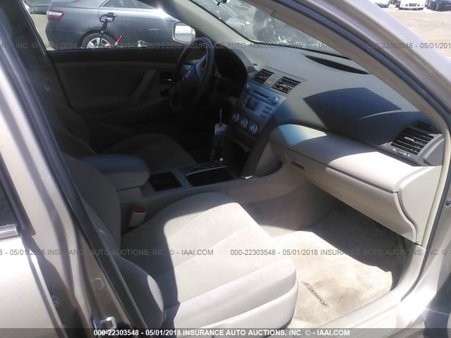 4T1BE46K88U235966 - 2008 TOYOTA CAMRY CE/LE/XLE/SE GOLD photo 5