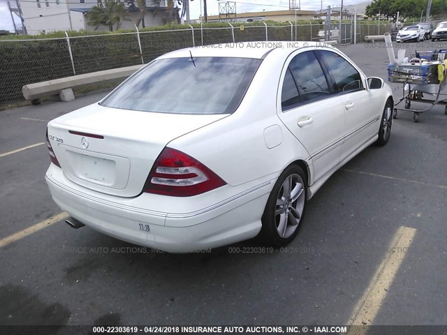 WDBRF52H96A901701 - 2006 MERCEDES-BENZ C GENERATION 2006 230 WHITE photo 4