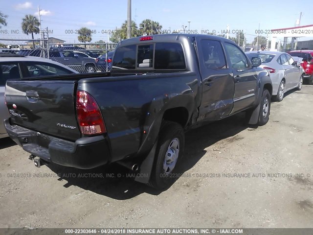 5TFJX4GN3FX041635 - 2015 TOYOTA TACOMA DOUBLE CAB PRERUNNER GRAY photo 4