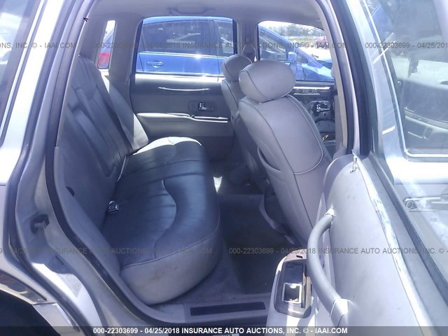 1LNLM81W0VY633606 - 1997 LINCOLN TOWN CAR EXECUTIVE Silber Foto 8