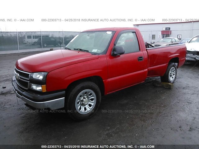 3GCEC14XX7G164923 - 2007 CHEVROLET SILVERADO C1500 CLASSIC RED photo 2