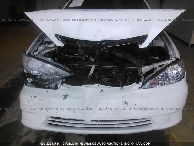 4T1BE32K55U404532 - 2005 TOYOTA CAMRY LE/XLE/SE თეთრი ფოტო 6