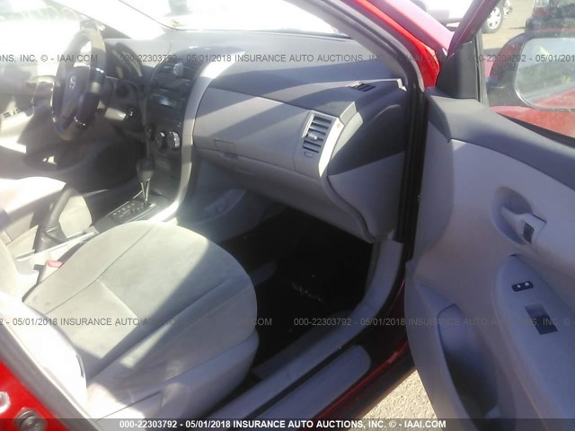JTDBL40E59J004345 - 2009 TOYOTA COROLLA LE/XLE RED photo 5