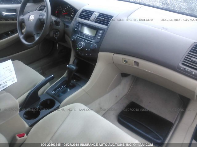 1HGCM56445A116720 - 2005 HONDA ACCORD LX GREEN photo 5